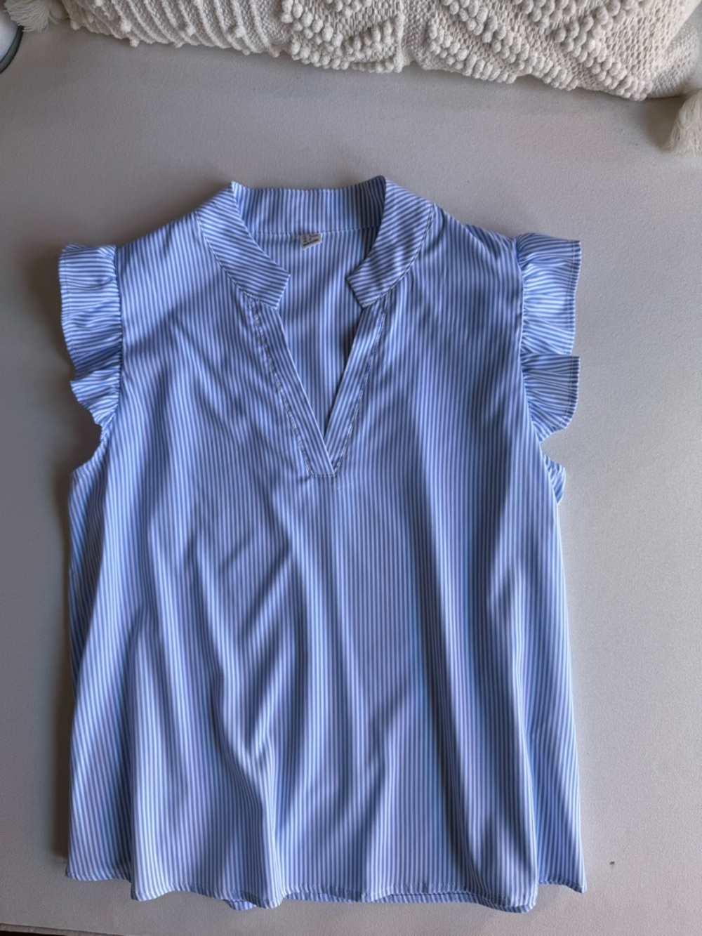 Blue & White Pinstripe Top❗️